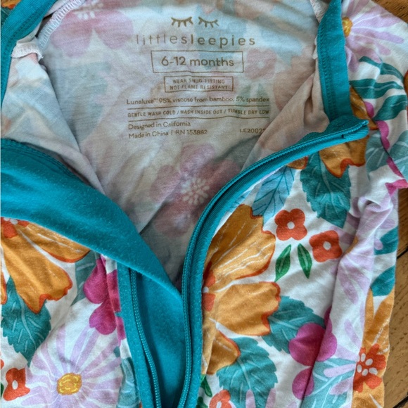 Little sleepies beachy bloom 6-12 months onesie - Picture 4 of 5